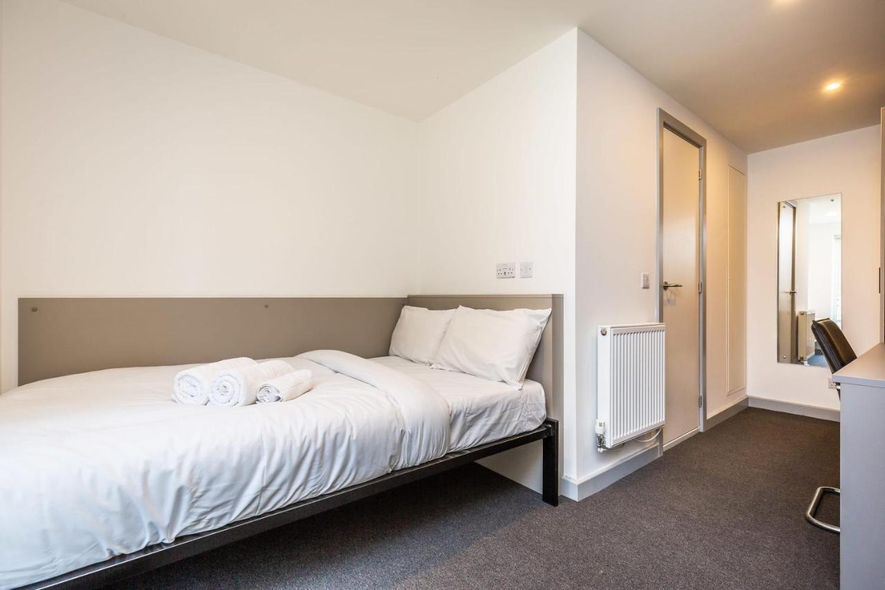 Ensuite Room With Shared Kitchen, Close To Centre Линкълн Екстериор снимка